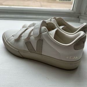 Veja Recife White Neutral Velcro Sneakers - W8